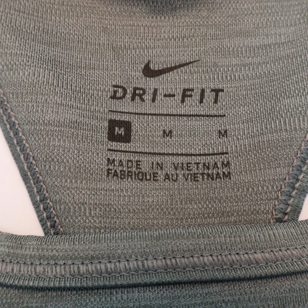 Nike Dri-FIT Sports Bra Womens Medium‎ Grey Racerback BV3902-084
